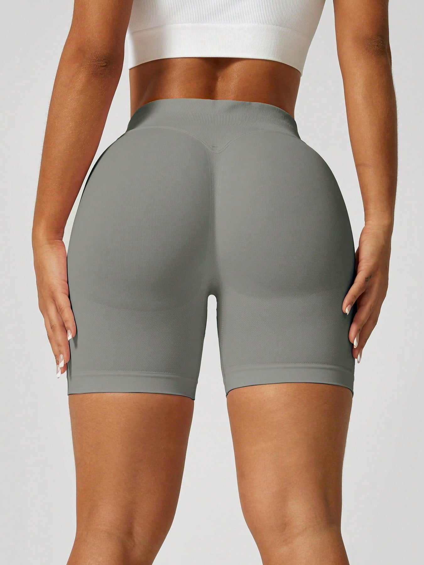 Sculpt high-rise seamless shorts The Quiet & Co. — back view natural shape — Grey