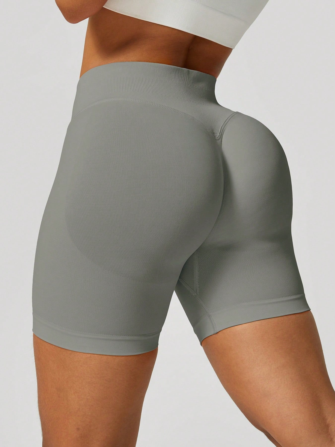 Sculpt high-rise seamless shorts The Quiet & Co. — back view natural shape — Grey