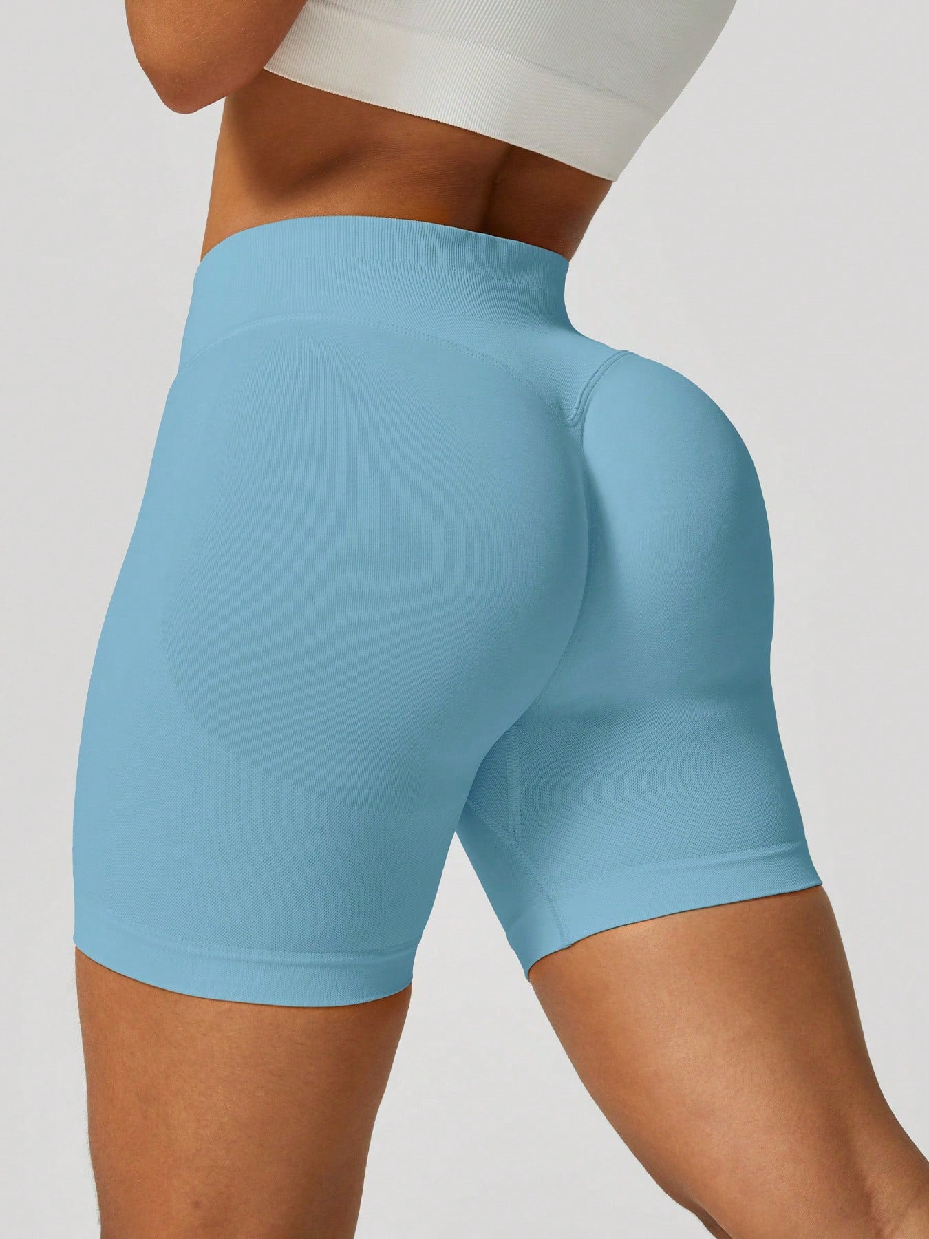 Sculpt high-rise seamless shorts The Quiet & Co. — back view natural shape — Baby Blue