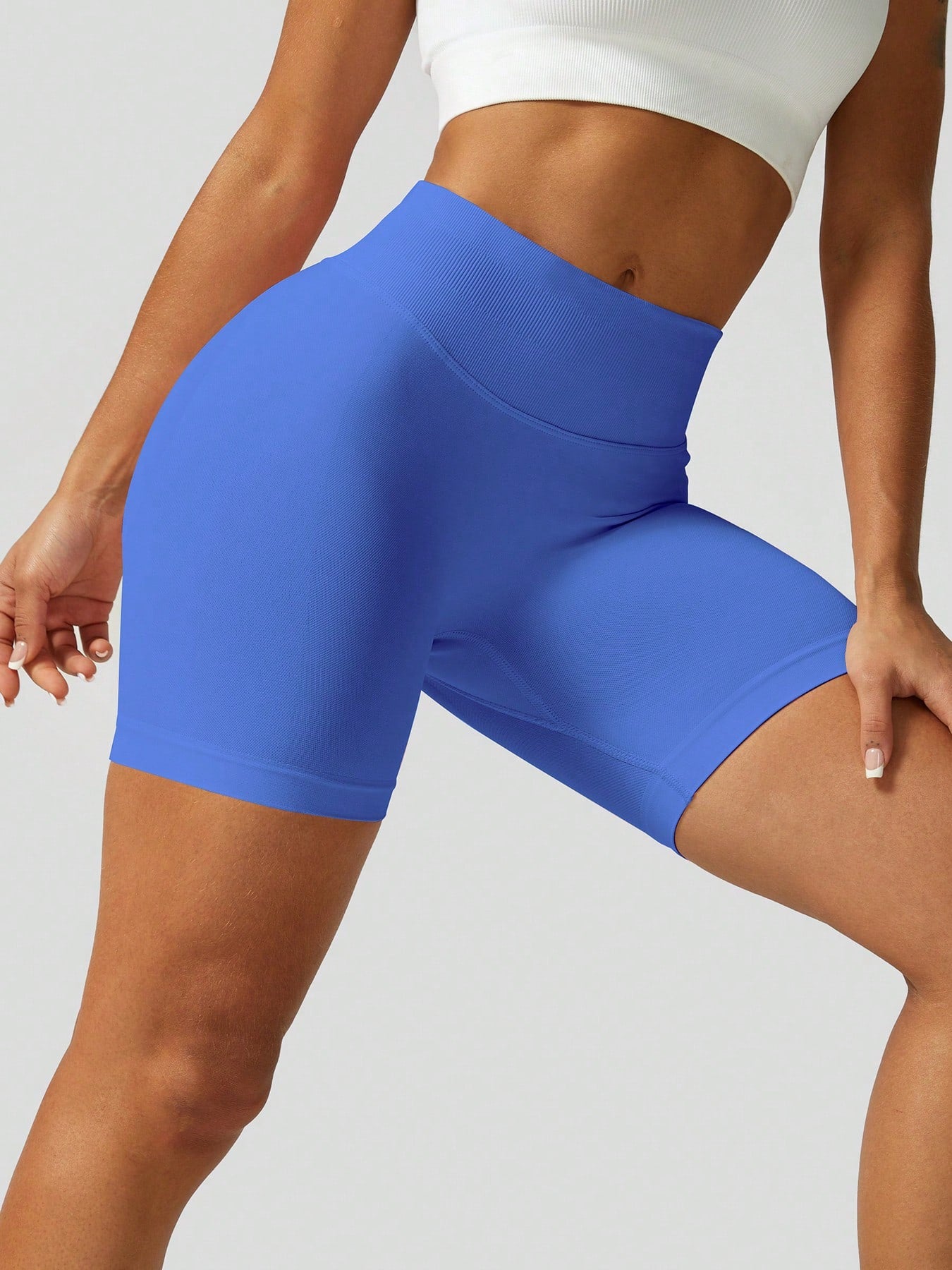 Sculpt high-rise seamless shorts The Quiet & Co. — back view natural shape — Royal Blue