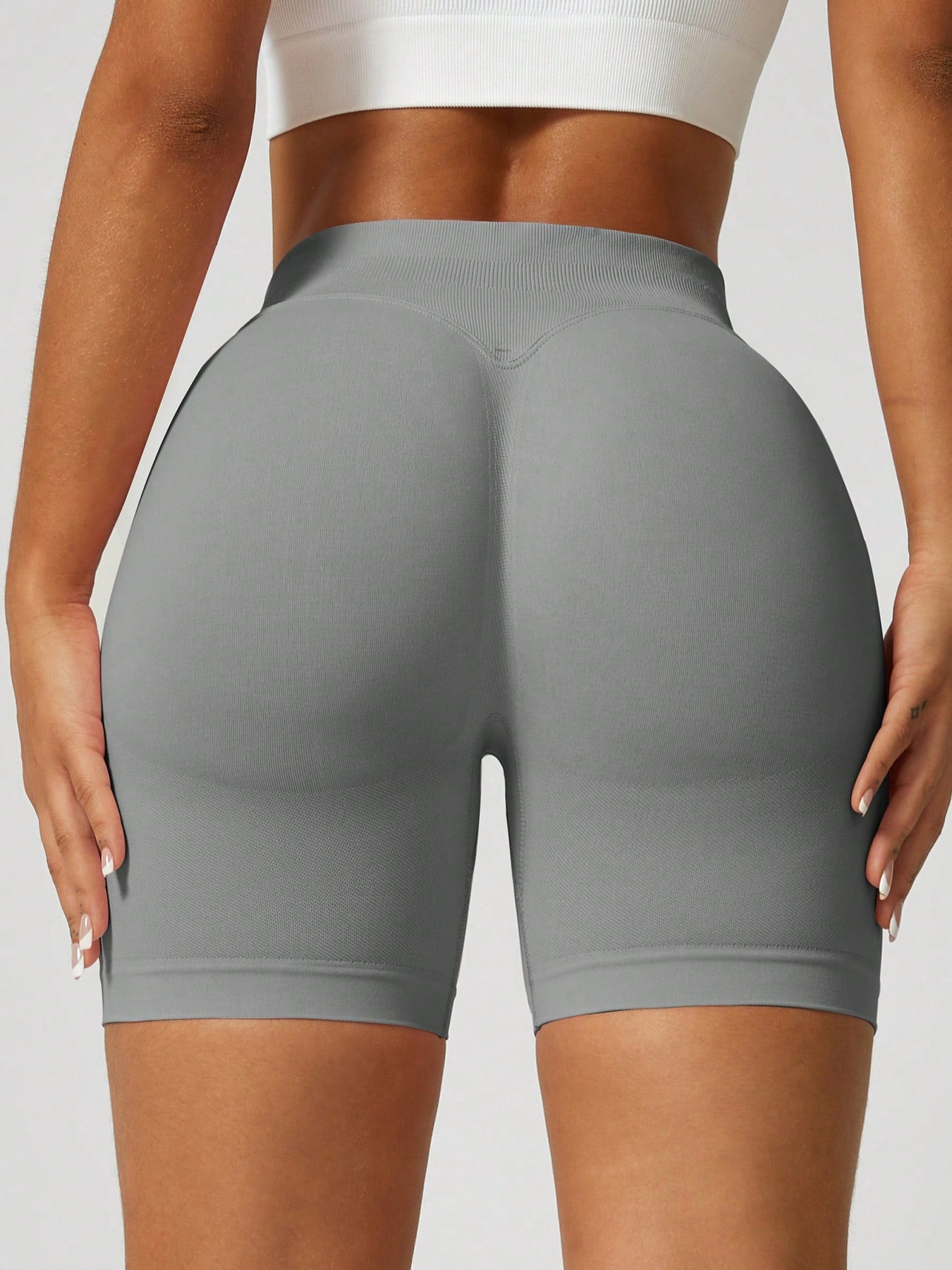 Sculpt high-rise seamless shorts The Quiet & Co. — back view natural shape — Grey